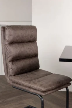 Zizo Matstolar Brown